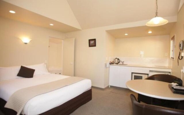 Kings Gate Motel