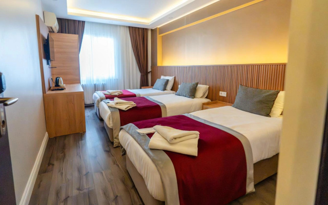 Hotel Diana