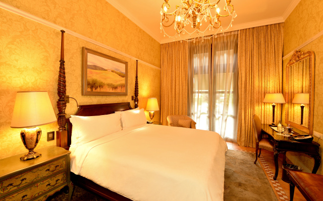 Palazzo Hotel - Image 6