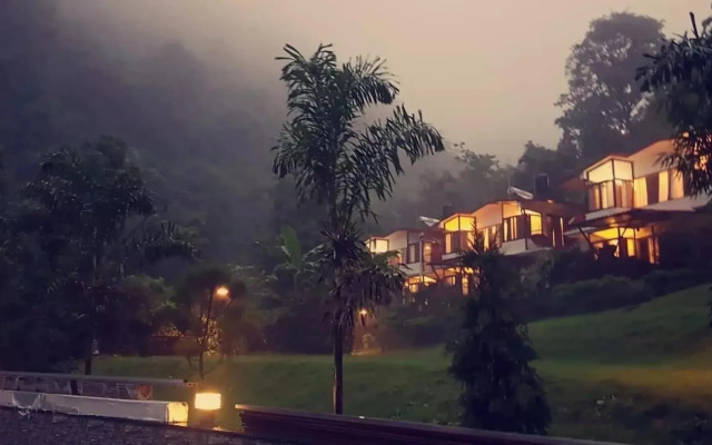 Haut Monde Hill Stream Resort and Spa