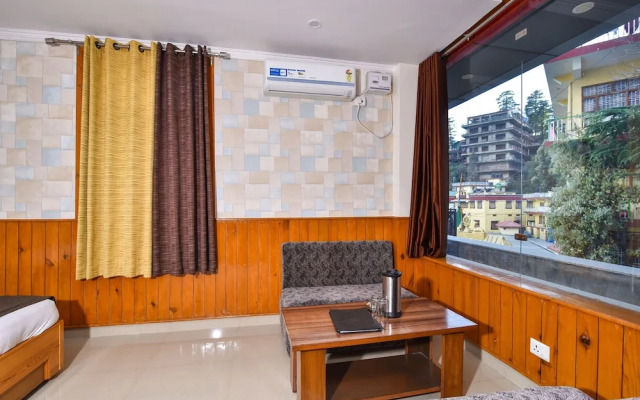 The Posh Hotel near Mall Road with Hassle Free Covered Parking