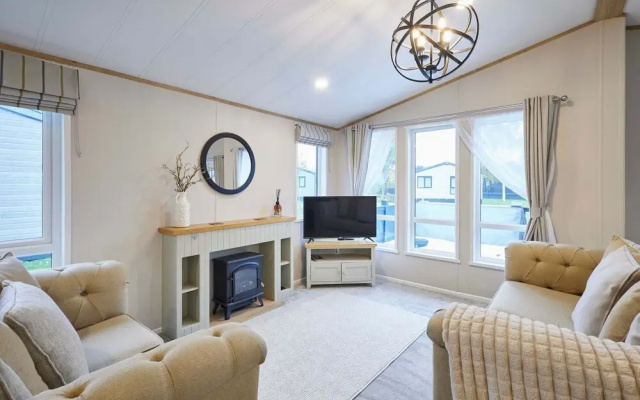 Host Stay Grace Louise Retreat