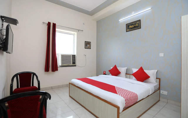 Shree Ram Palace By OYO Rooms