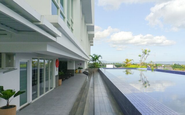 Elegant And Minimalist Studio At Mataram City Apartment