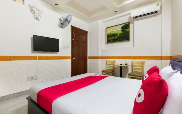 OYO 975 Trung Nam Hotel