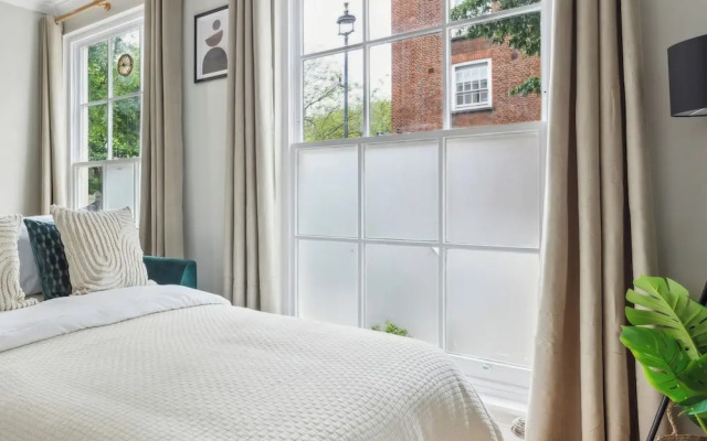 Westminster Charm - 2BR with Style