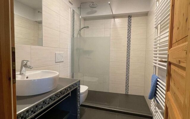 Moderne Ferienwohnung in Bastorf in Meernaehe