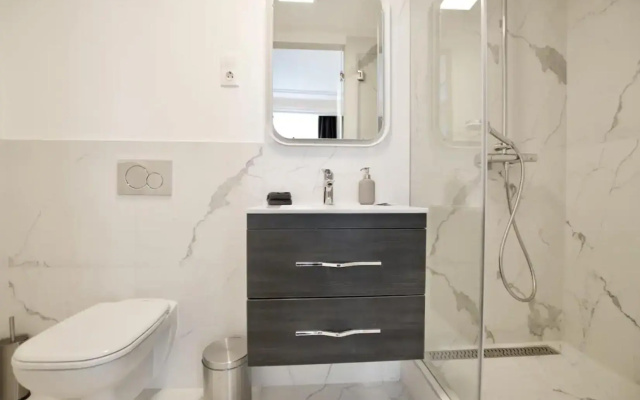 Premium Apartment by Hi5 - Ferenciek tere - 3 BDR
