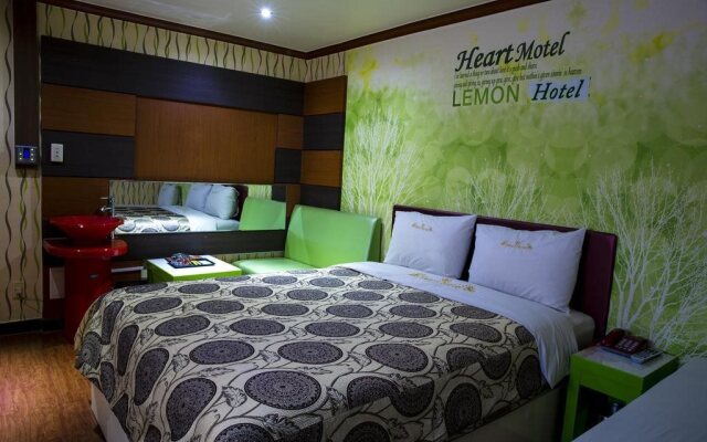 Theme Motel