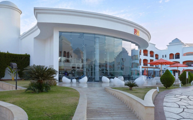 Naama Waves Hotel
