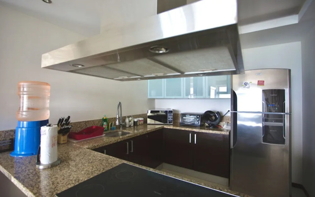 Beautiful Beachfront Apartments