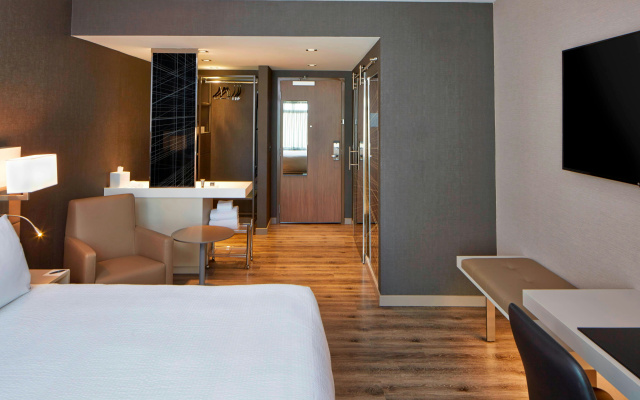 AC Hotel by Marriott Seattle Bellevue/Downtown