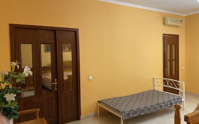 Апартаменты на улице Толстого 36