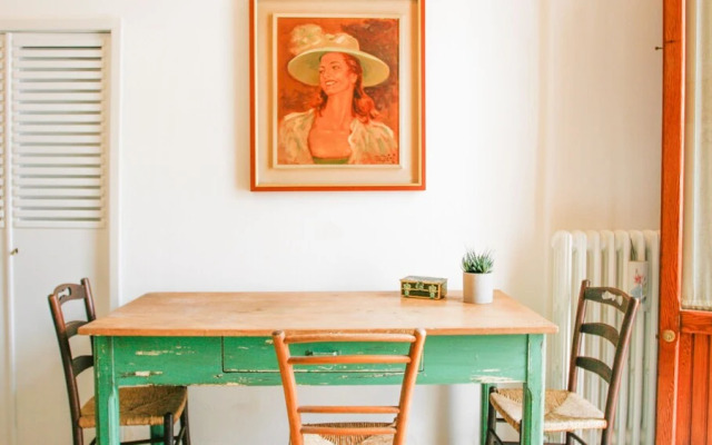 Sacrè Bleu Bed & Breakfast