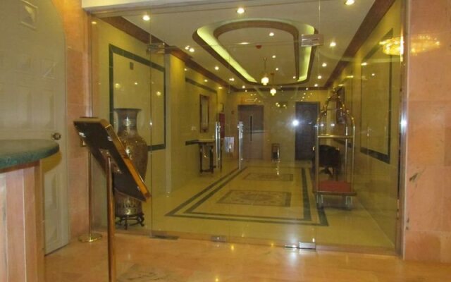 Happy Beach Al Basatin