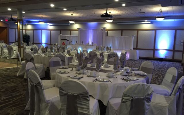 Canad Inns Destination Centre Transcona