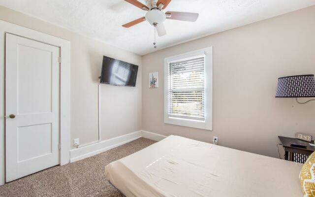 The Broadfoot Bungalow