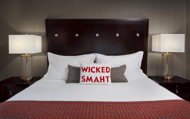 Pennyweight Hotel Boston, Curio Collection by Hilton