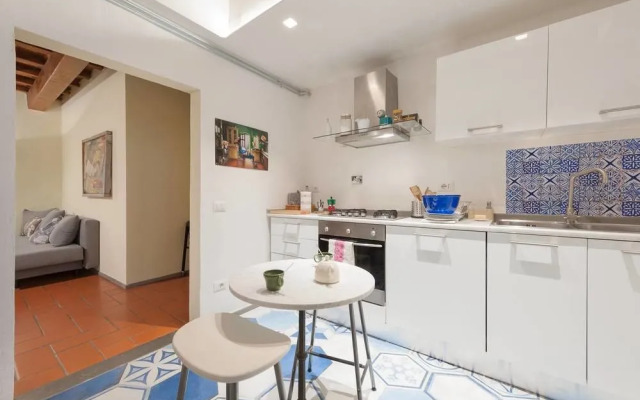 Short-let Florence Charming Suite