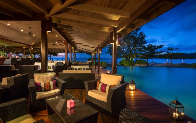 Hermitage Bay - All Inclusive