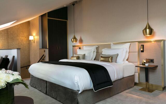 Niepce Paris Hotel, Curio Collection by Hilton