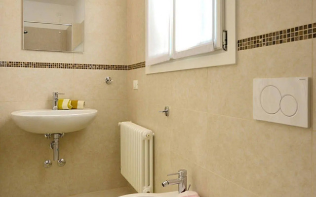 Rialto Deluxe Apartments