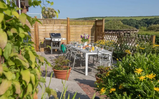 Newquay Tamarisk Lodge on the Gannel