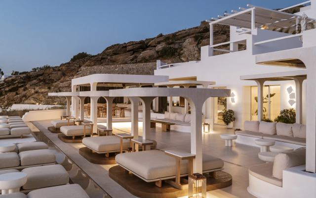 Lovia Mykonos