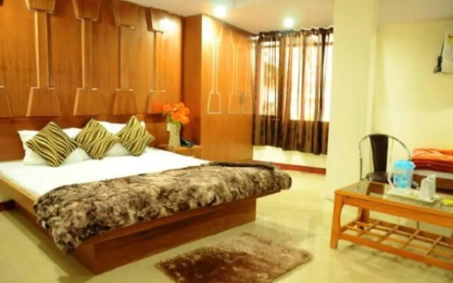 Hotel Crown
