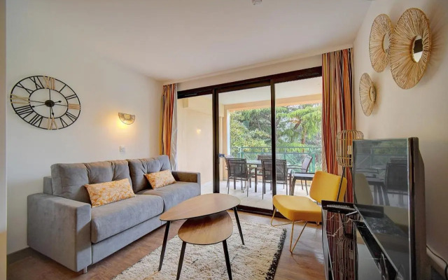 IMMOGROOM - 3 Rooms - Renovated - Pool - Air conditioning - Parking - Wifi