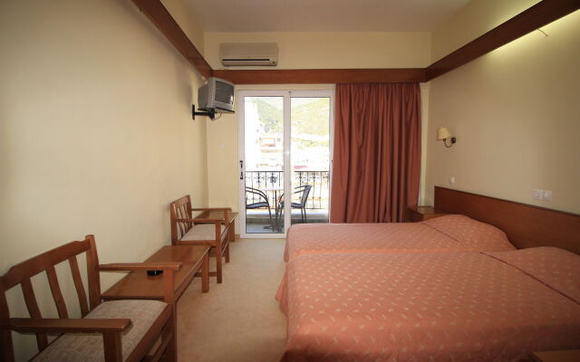 CiTYZen Hotel Loutraki