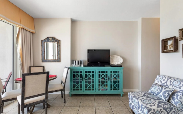 Windemere 904 with Pool Side Cabana