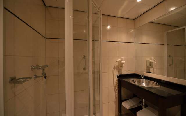 Best Western Dam Square Inn