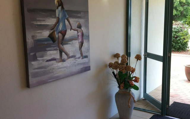 Fairseas Holiday Apartments