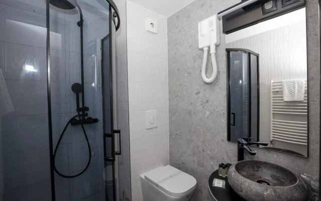 Bura 45 Boutique Hotel