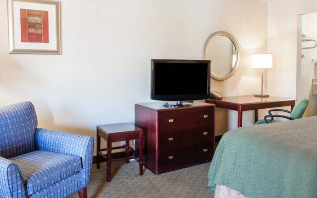 Rodeway Inn Portland Airport