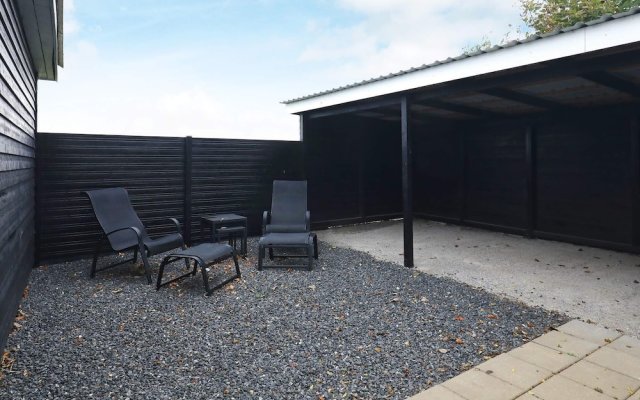 6 Person Holiday Home in Spottrup