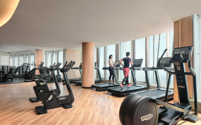 J Hotel, Shanghai Tower