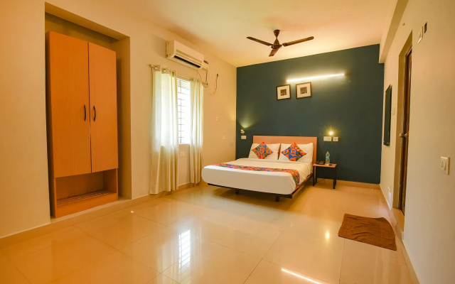 FabHotel Sasti Inn