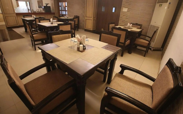 Kalchuri Residency