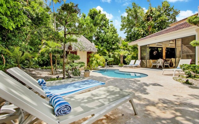 4-BR Pool Villa - Garden & Beach Access