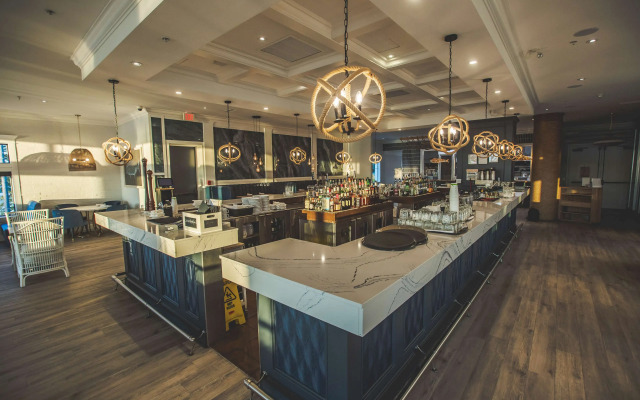 Prestige Oceanfront Resort, WorldHotels Luxury