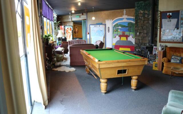 Atlantis Backpackers & Motels
