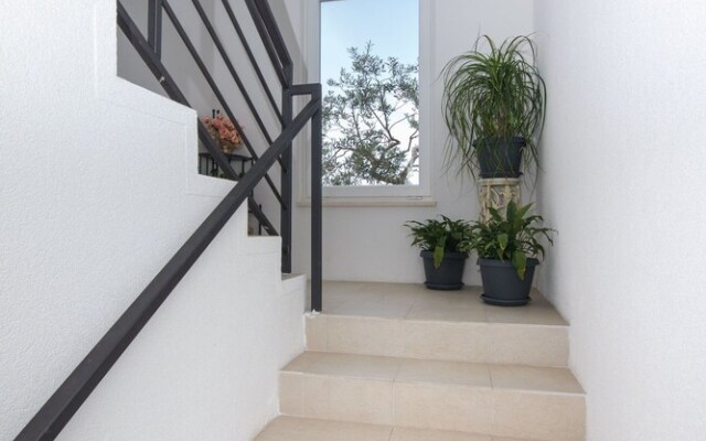 House Arija