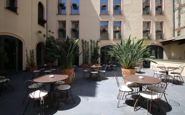 Hotel Pozzo di Borgo