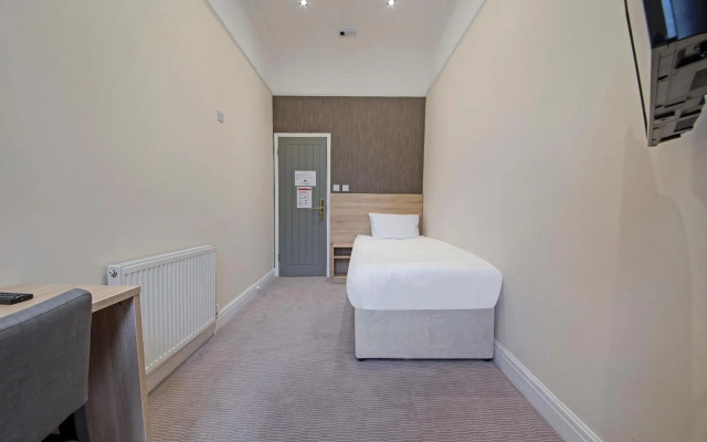 OYO London 24 Sussex