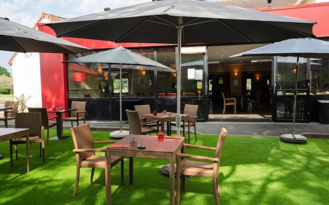 Brit Hotel Essentiel Cholet