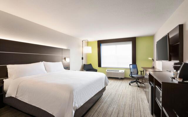 Holiday Inn Express Sarasota East - I-75 by IHG