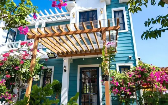 Luxury 4 Br Cherry Villa - Novaworld PT