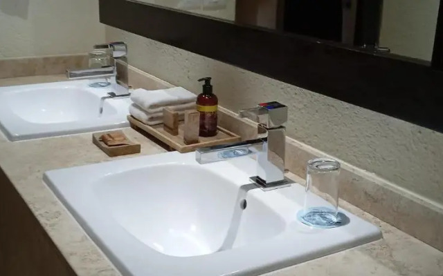 One Bedroom Ocean Front Suite on Medano Beach